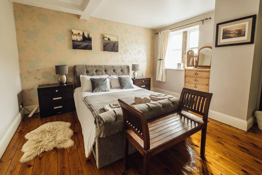 The Vestry - Chapel Retreat With Hot Tub Haworth
